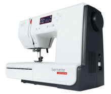Bernina Bernette B37