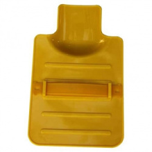 Досочка из термостойкого пластика с подхватом для руки Досочка из термостойкого пластика с подхватом для руки