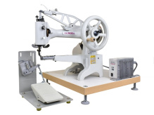 Столик компактный для машины Aurora A-962 (с педалью) Столик компактный для машины Aurora A-962 (с педалью)