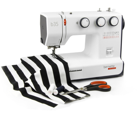 Bernina Bernette B35