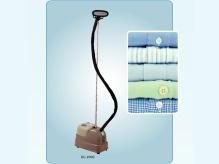 Отпариватель с щеткой Gold Eagle DL-2000