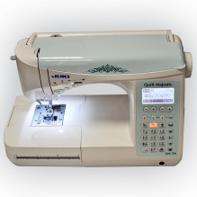Juki QM-700 Quilt Majestic