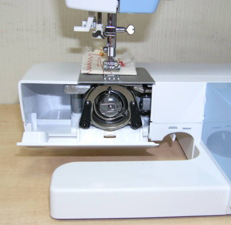 Bernina Bernette Milan 3