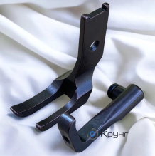 Комплект лапок для отделочной строчки с правым ограничителем S585 