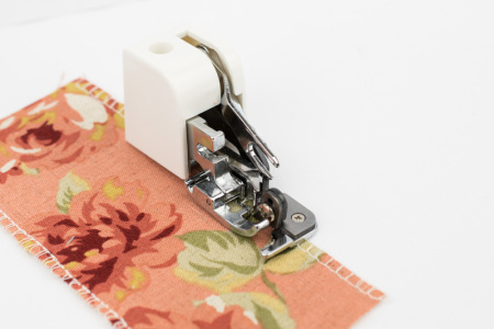 Лапка с боковым ножом для обрезки края, AU-125