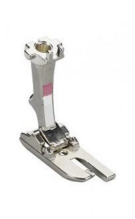 Лапка-запошиватель №71 (8 мм) для машинок Bernina