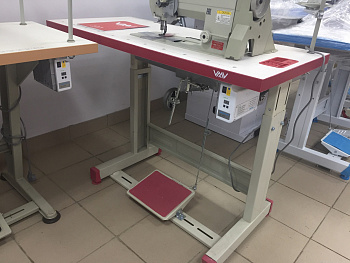 Стол для оверлоков VMA неутопленный