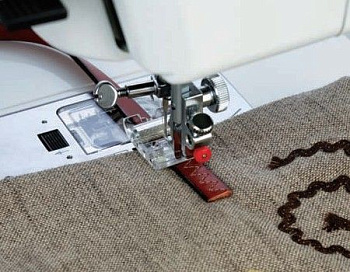 Лапка роликовая