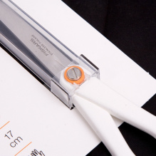 Ножницы малые универсальные 170 мм (белые) FF 1020413 Fiskars