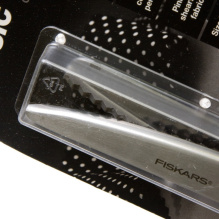 Ножницы 230мм зиг-заг шаг зубчика 5мм 1005130 Classic Fiskars Ножницы 230мм зиг-заг шаг зубчика 5мм 1005130 Classic Fiskars