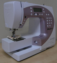 Bernina Bernette Milan 8