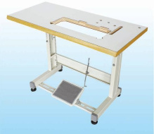 Стол оверлочный не утопленный Aurora Стол оверлочный не утопленный Aurora